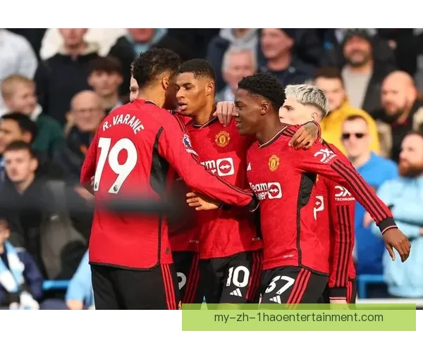 今日曼联官宣范尼斯特鲁伊上任引发球迷热议红魔重建能否迎来篇章